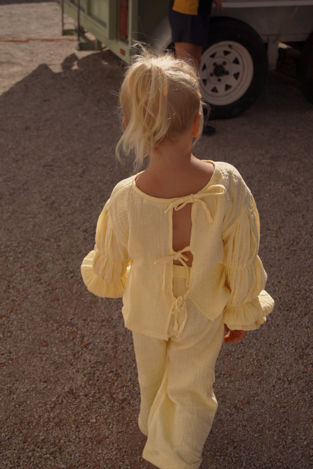 Lola top- yellow